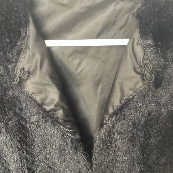 Betsey Johnson Black‎ Faux Fur Vest Size Extra Small - Picture 3 of 6